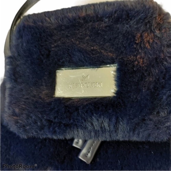 NWOT Swarovski Small Blue Faux Fur Backpack - Picture 5 of 5